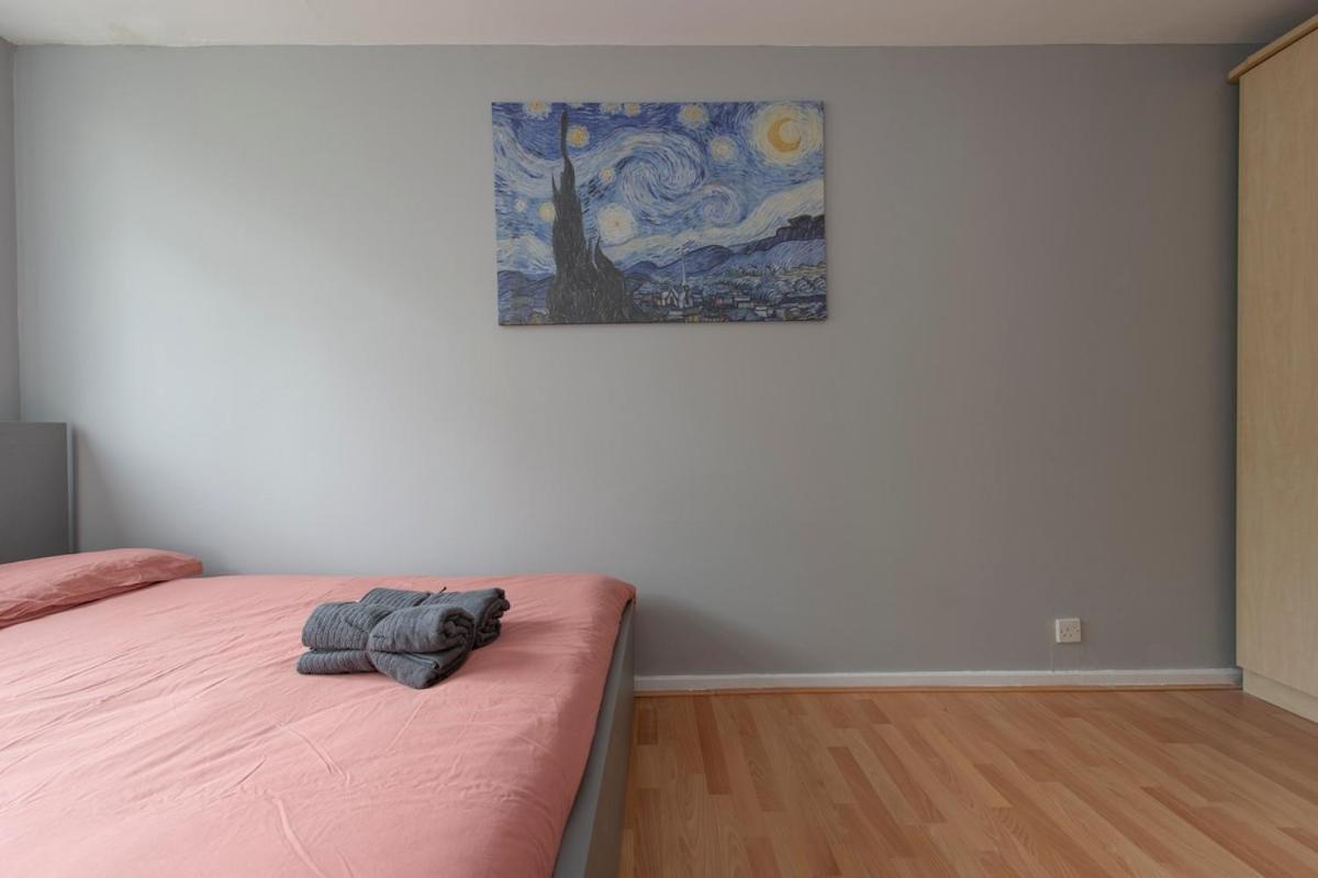 Lovely 2-Bed 20 Mins To Central London Eksteriør bilde