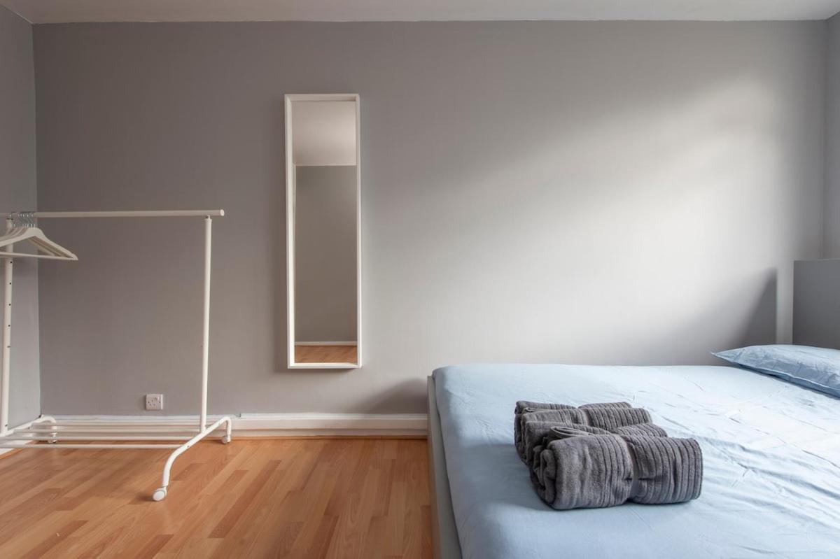 Lovely 2-Bed 20 Mins To Central London Eksteriør bilde