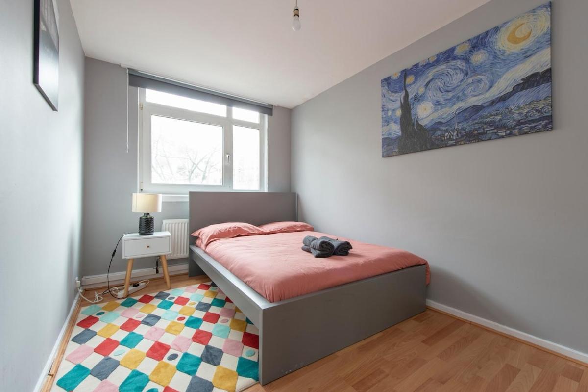 Lovely 2-Bed 20 Mins To Central London Eksteriør bilde