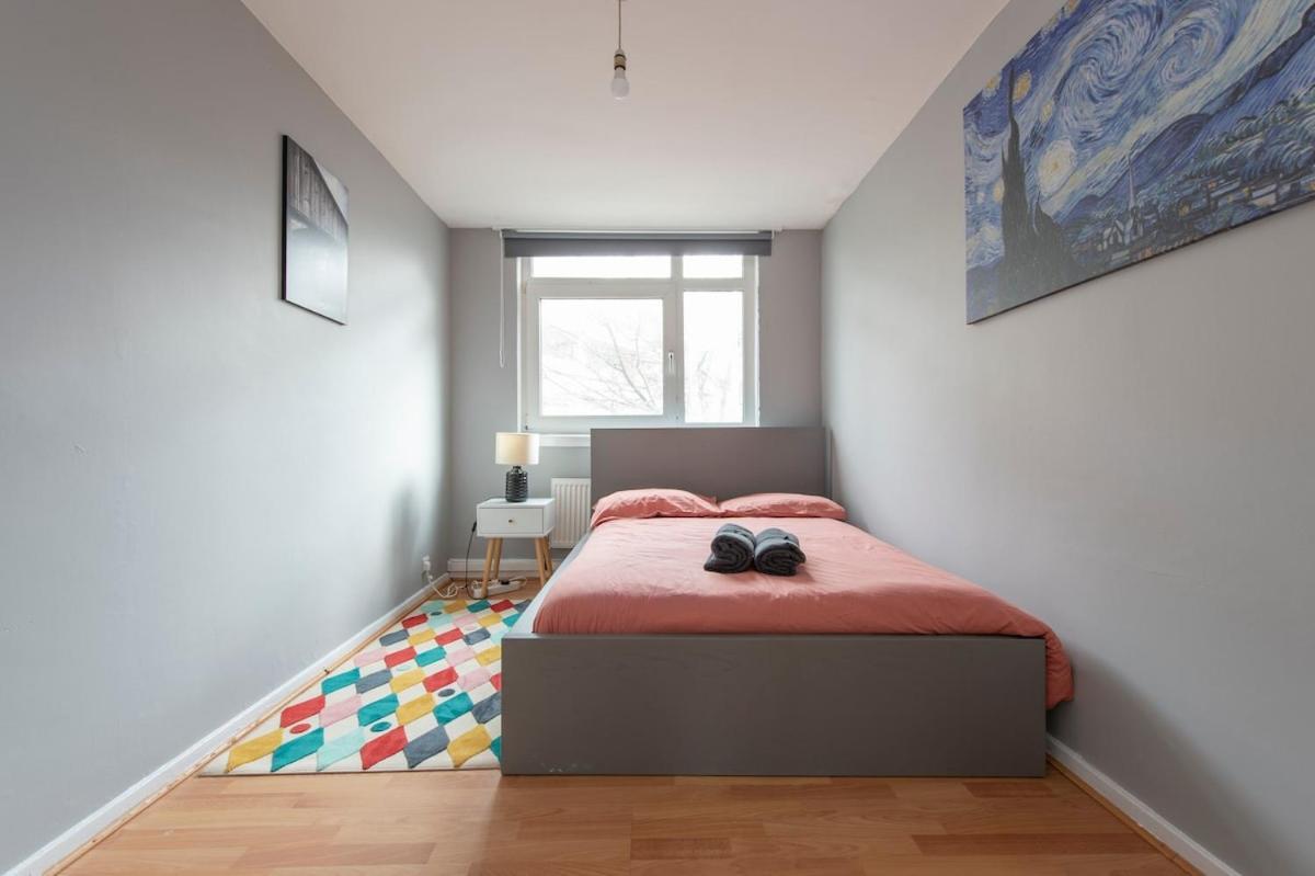 Lovely 2-Bed 20 Mins To Central London Eksteriør bilde