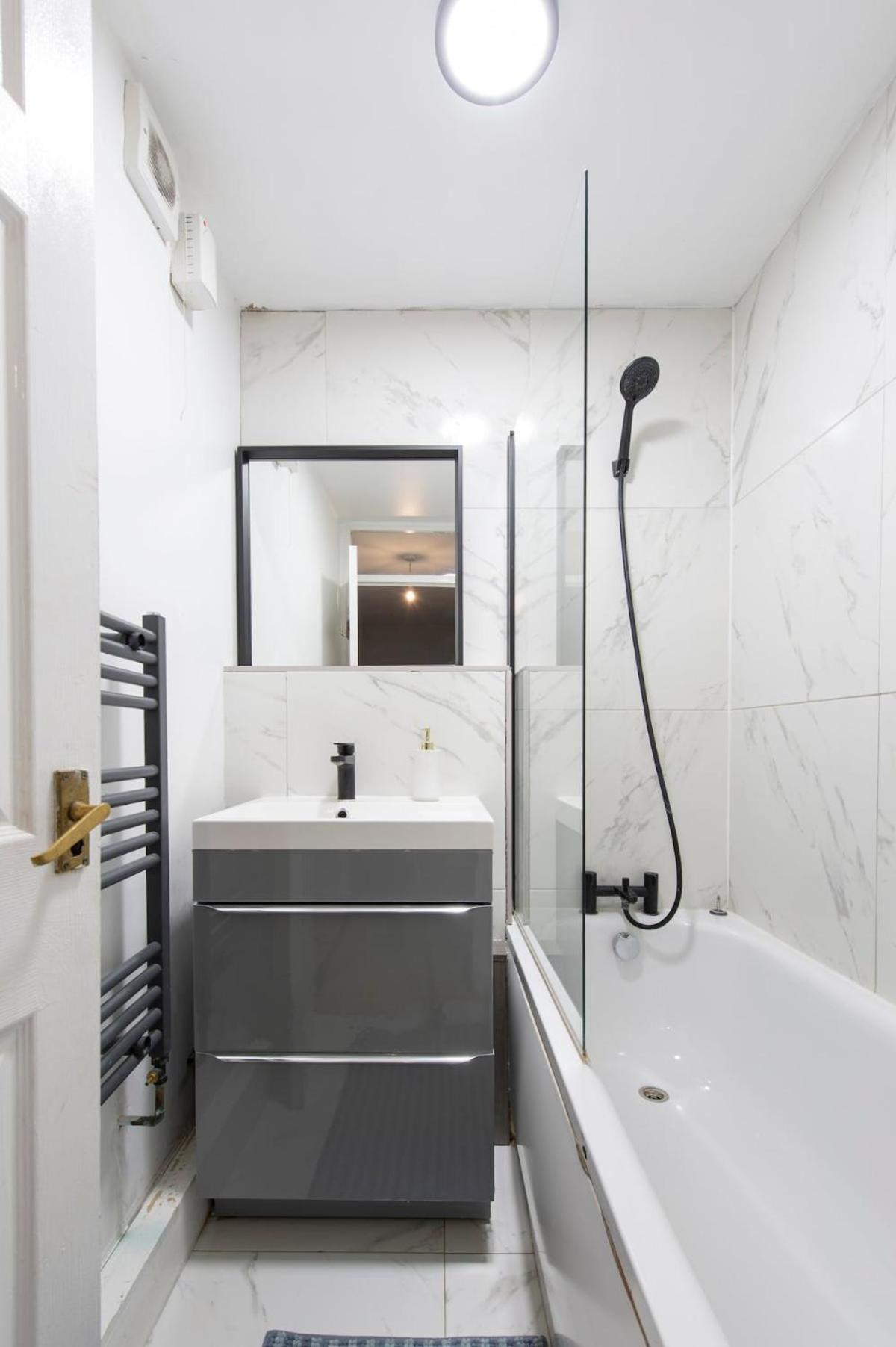 Lovely 2-Bed 20 Mins To Central London Eksteriør bilde
